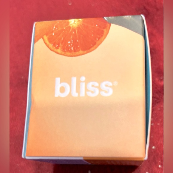 NWT- Bliss Brightening Moisturizer. 15 ML - Picture 2 of 5